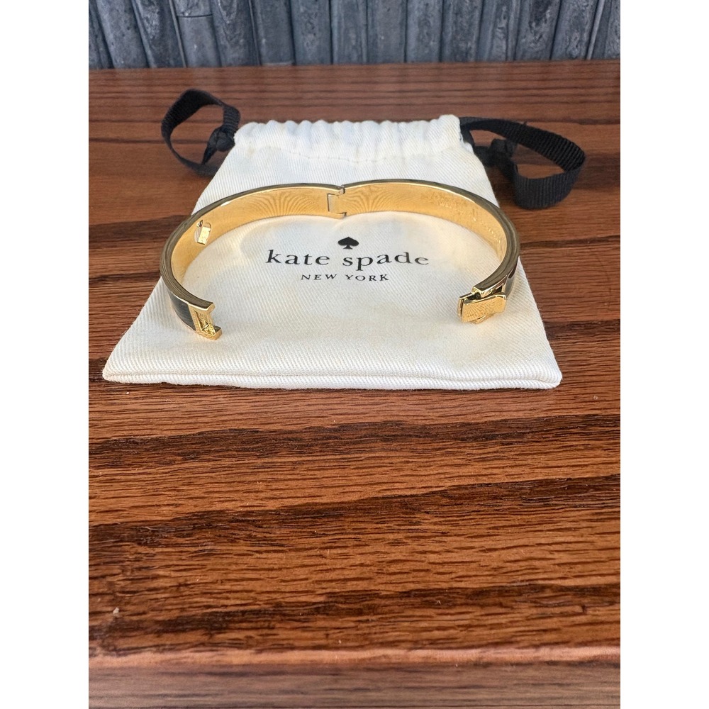 Kate Spade New York Heritage Spade Enamel Bracelet Black Gold-Tone with dusty - Picture 6 of 6